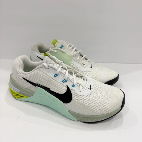 Nike Shoes - Nike Metcon 7 Women’s training shoes